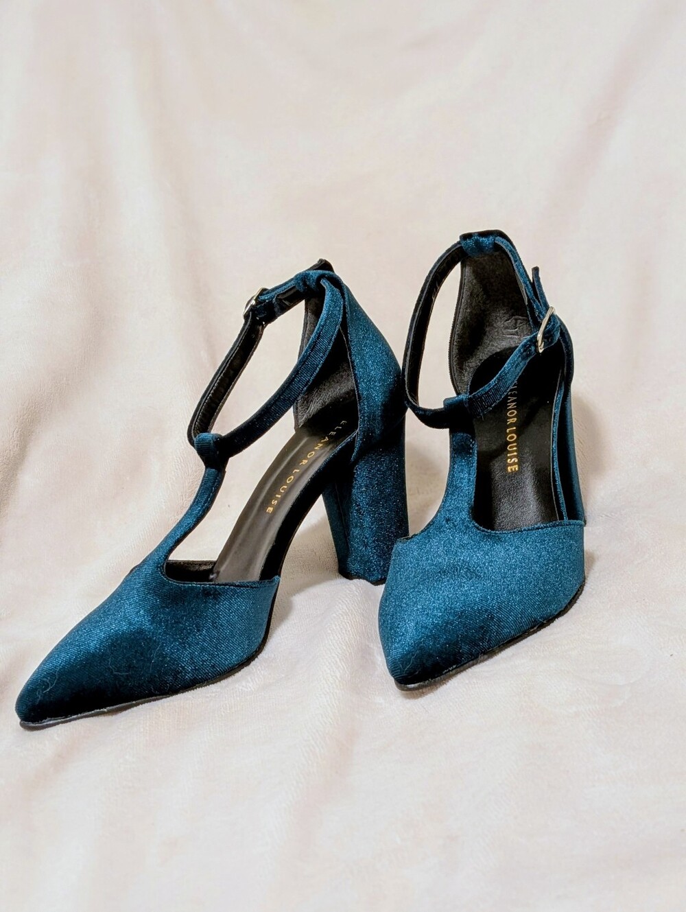 New, Never Worn - Emerald Green Velvet T-Strap Block Heel Pumps